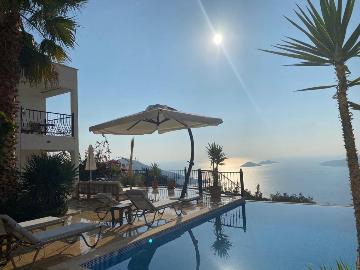 Sezen * Kalkan