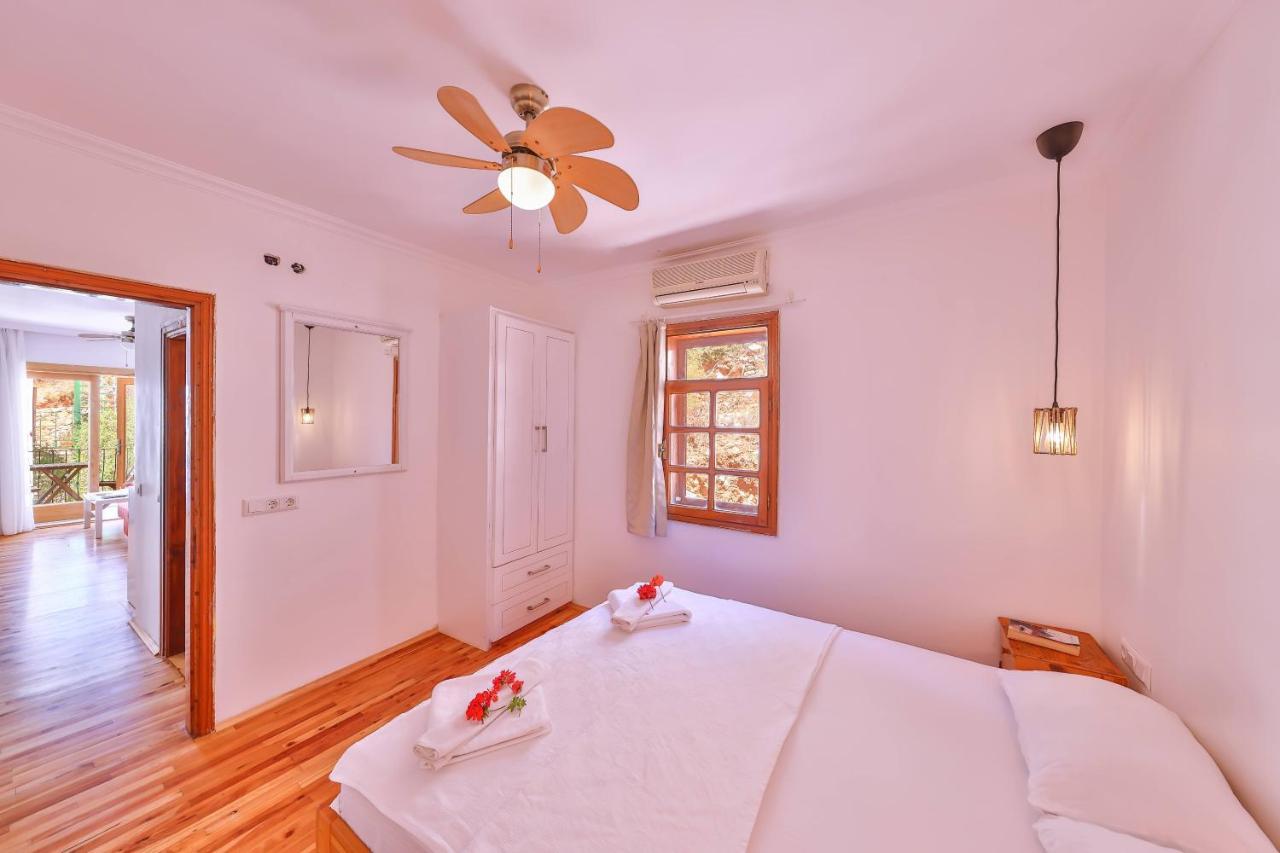 Yoga House Aparthotel 2*