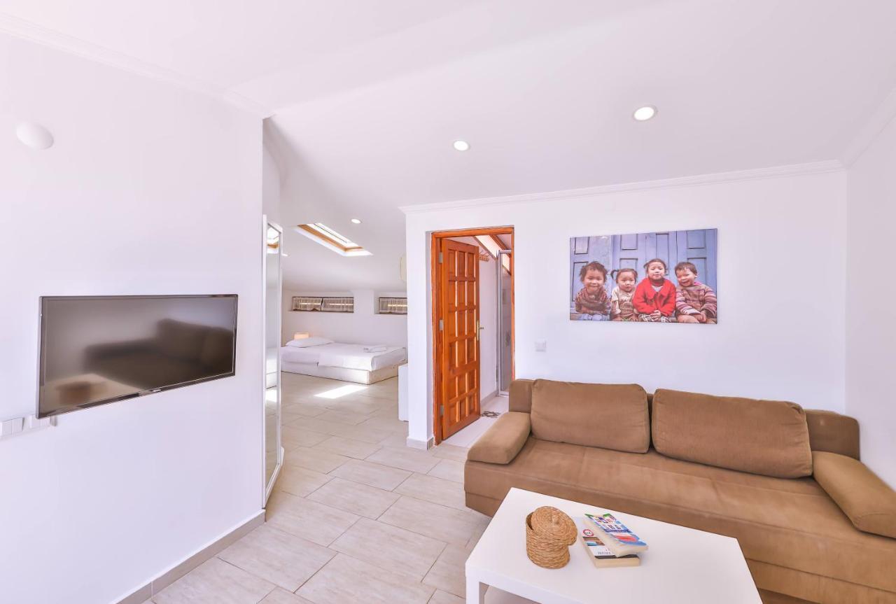 Yoga House 2*