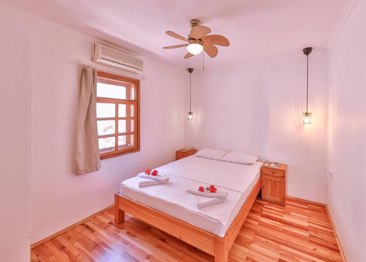 Yoga House 2*