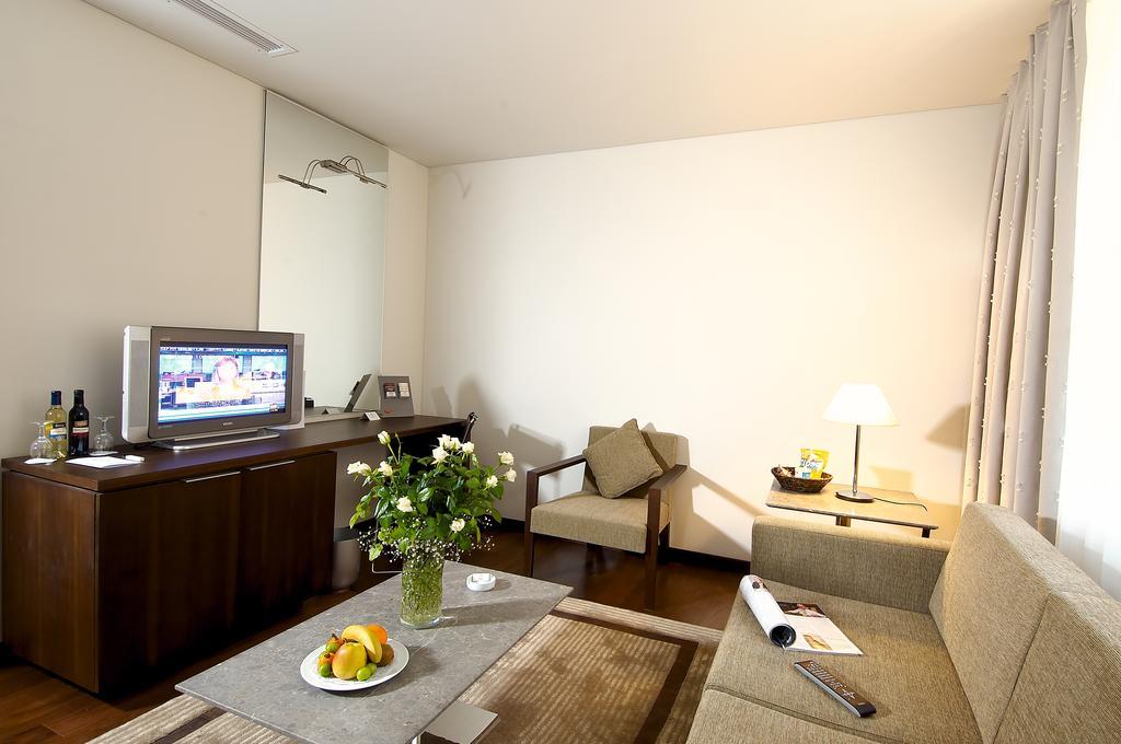 Ontur Hotel