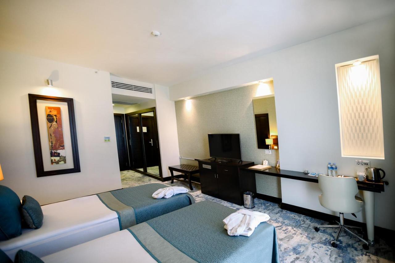 Hotel Baia 5*