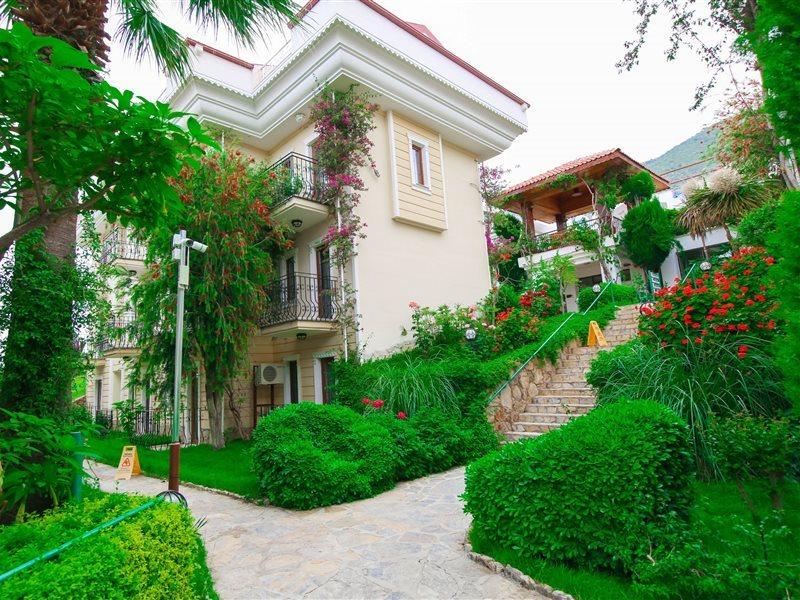 Yel Hotel 3*