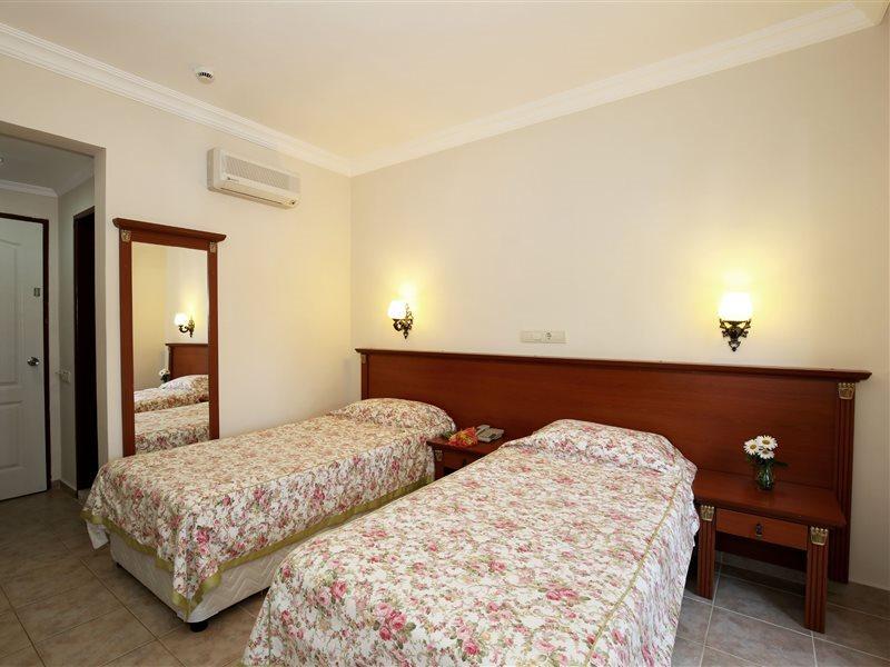 Yel Hotel