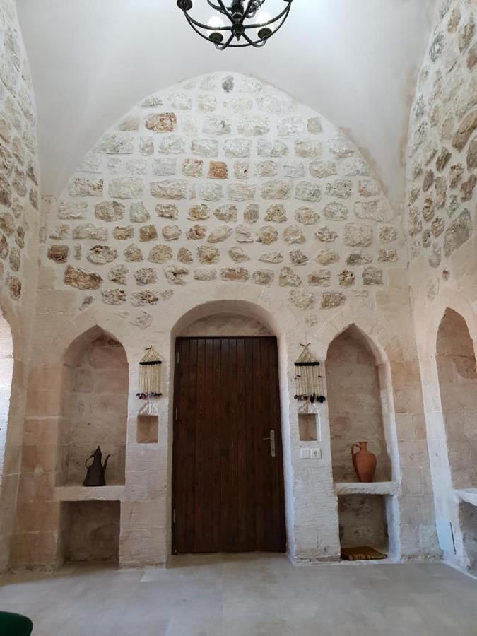 Tarihi Ulu Cami Yani, Tarihi Villa