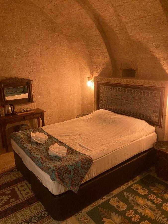 Monte Cappa Cave House Bed & Breakfast