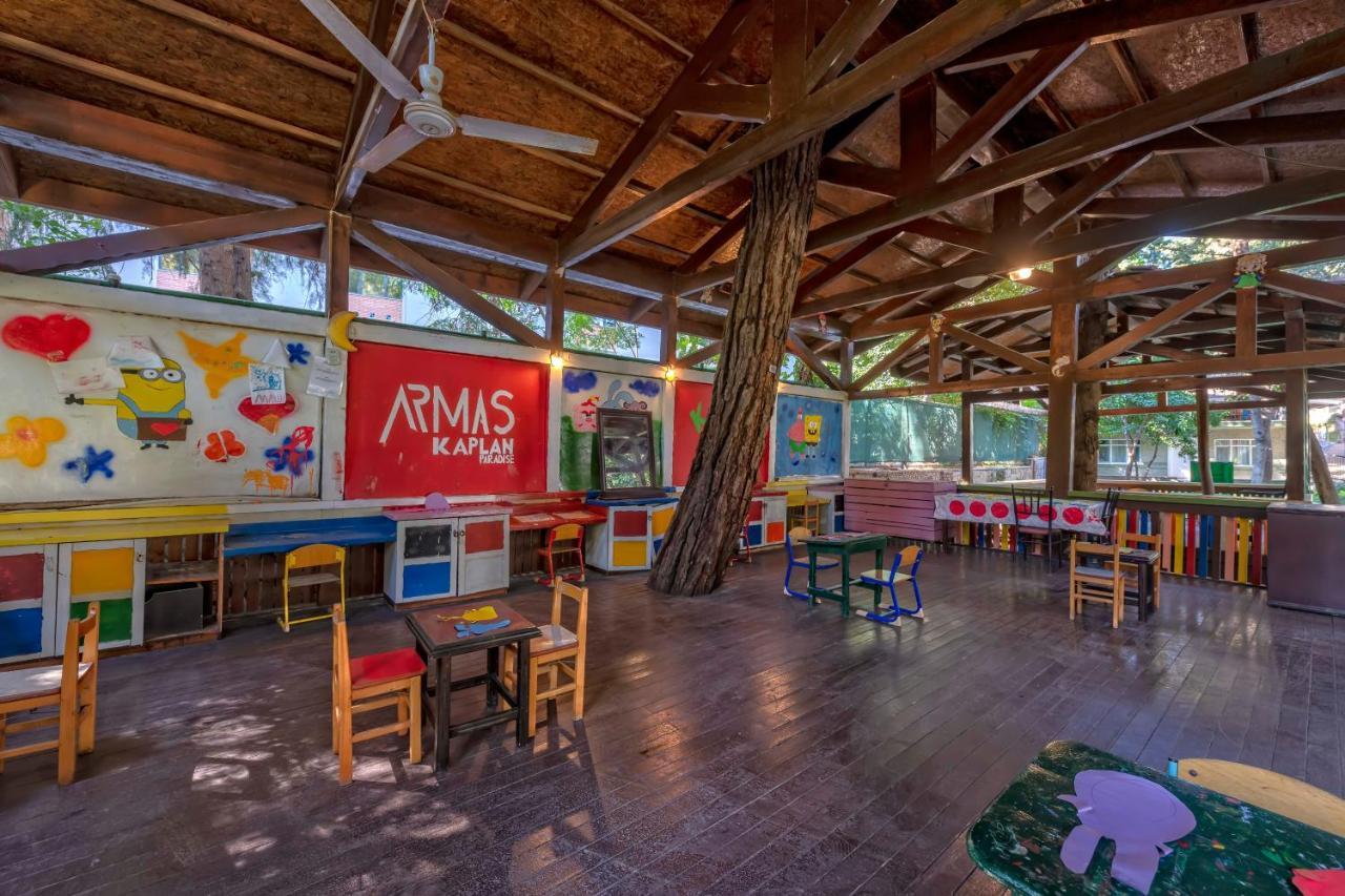 Armas Kaplan Paradise