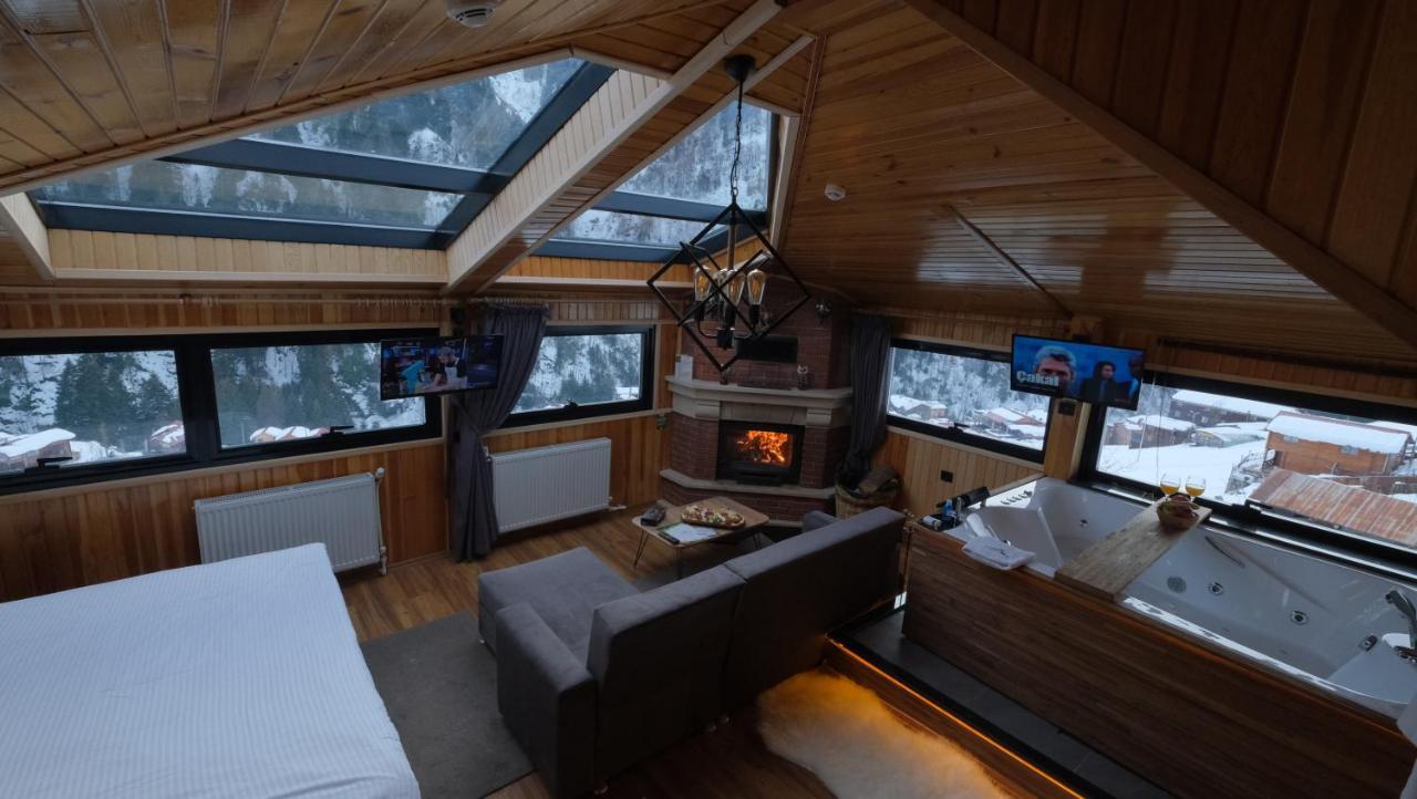 Hotel De Pelit 3*