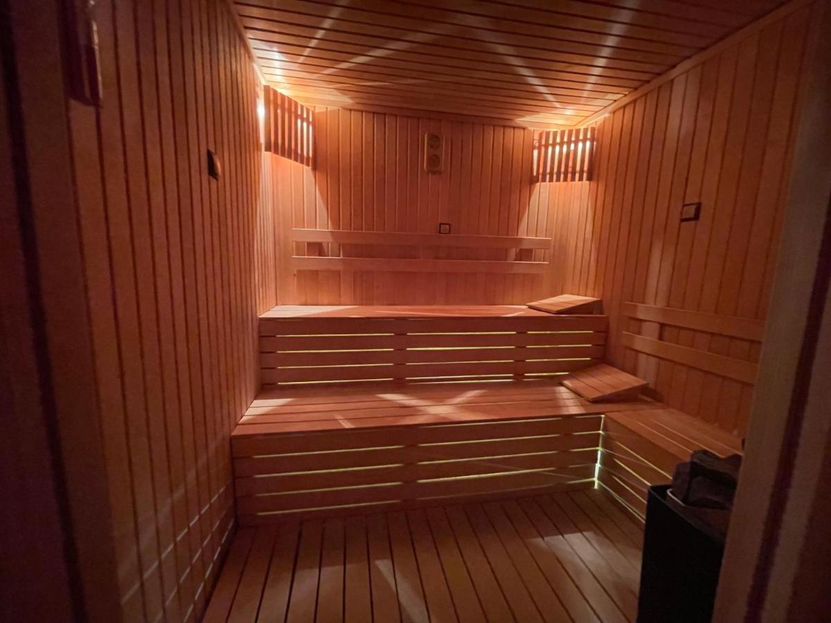 Le Luxe & Hotel 5*