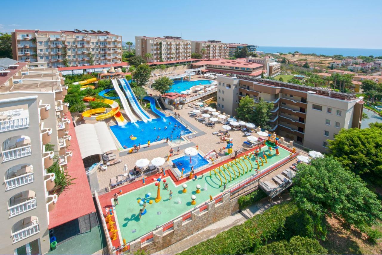 Club Paradiso & Hotel 5*