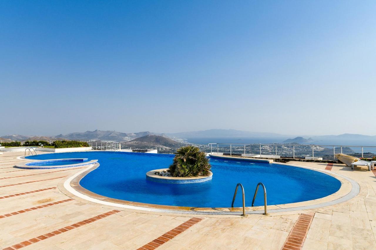 Grand Sea View Aparts Apartment *