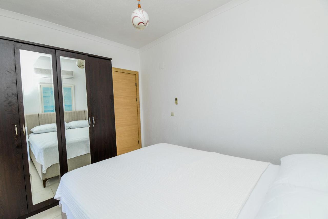 Grand Sea View Aparts Apartment *