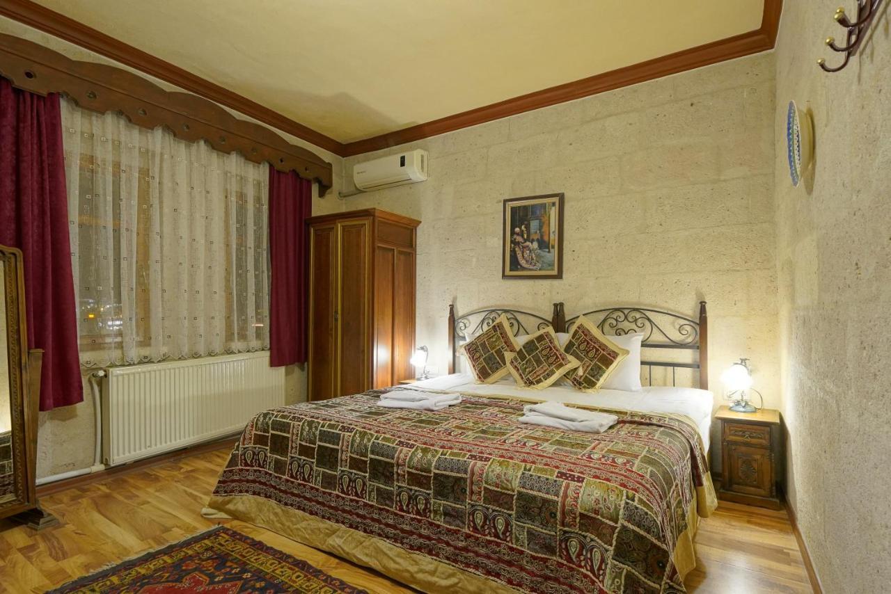 Hotel Arch 2*