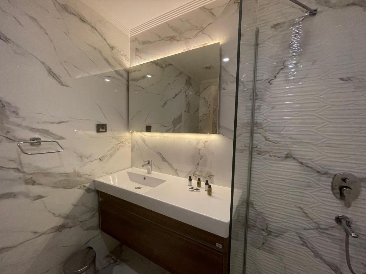 Le Luxe & Hotel