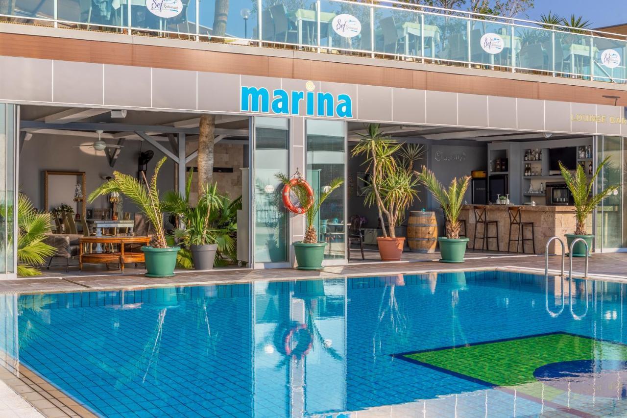 Marina 4*