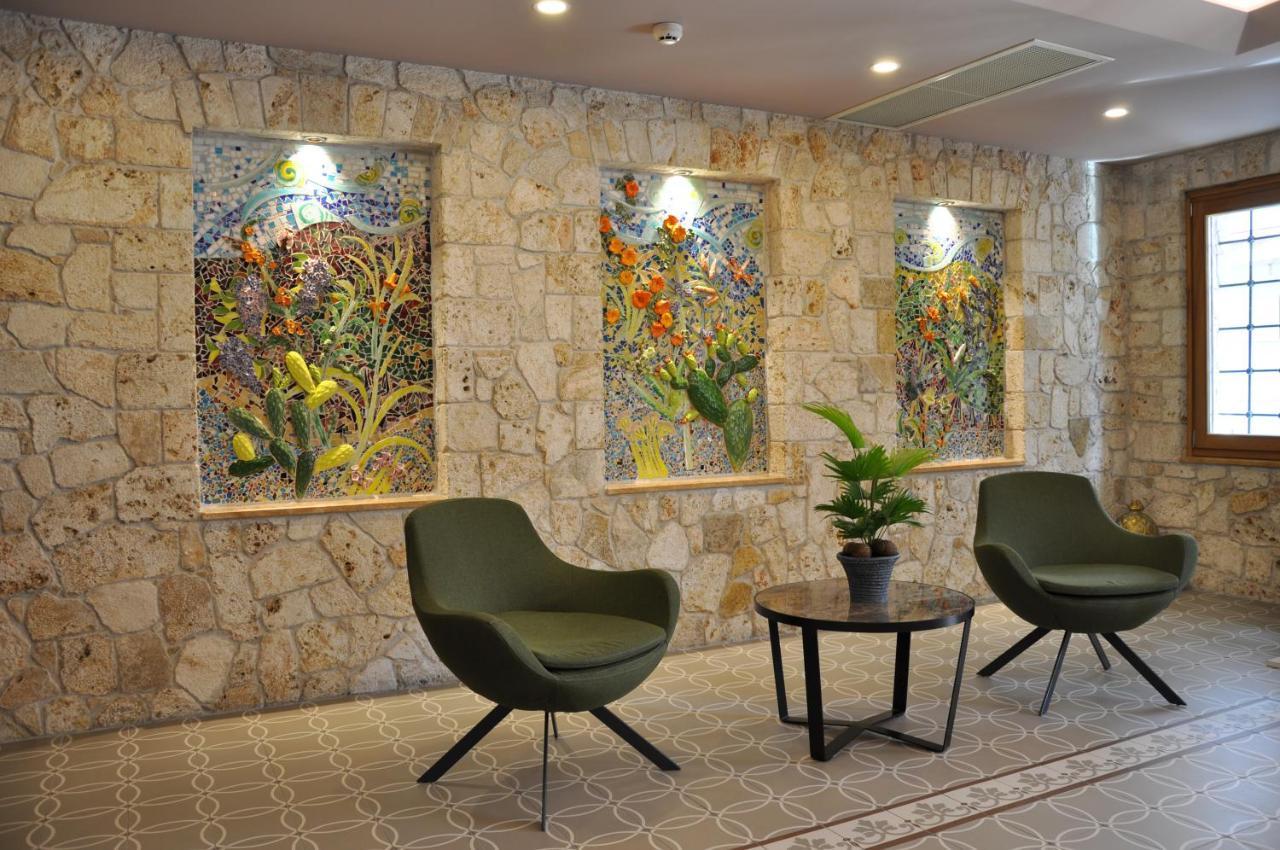 Resa Hotel