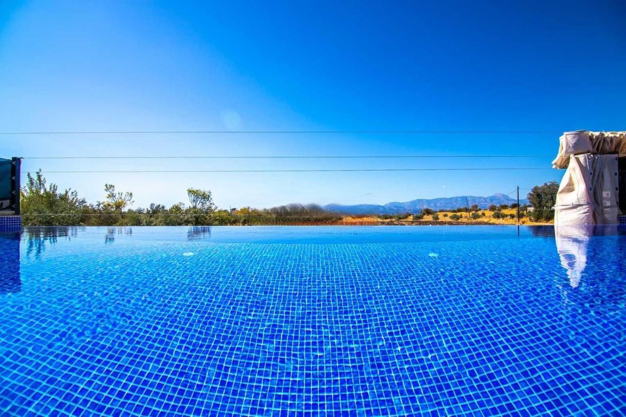 Lycian-kalkan 3 Bedroom-2 Jakuzzies-sauna-turkish Hamam-huge Private Pool And Lovely Garden