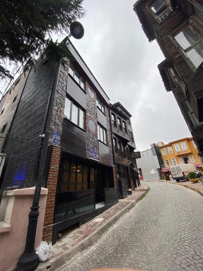 Blue Ottoman Istanbul