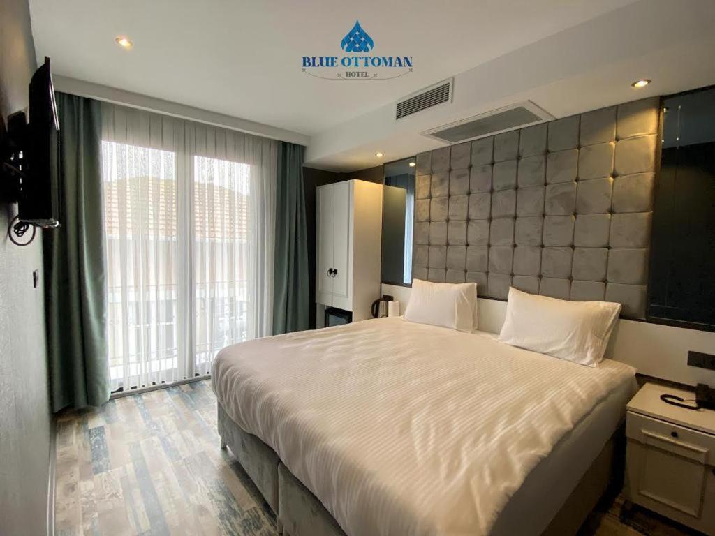 Blue Ottoman Istanbul
