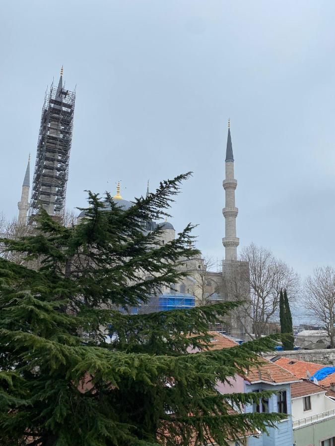 Blue Ottoman Istanbul