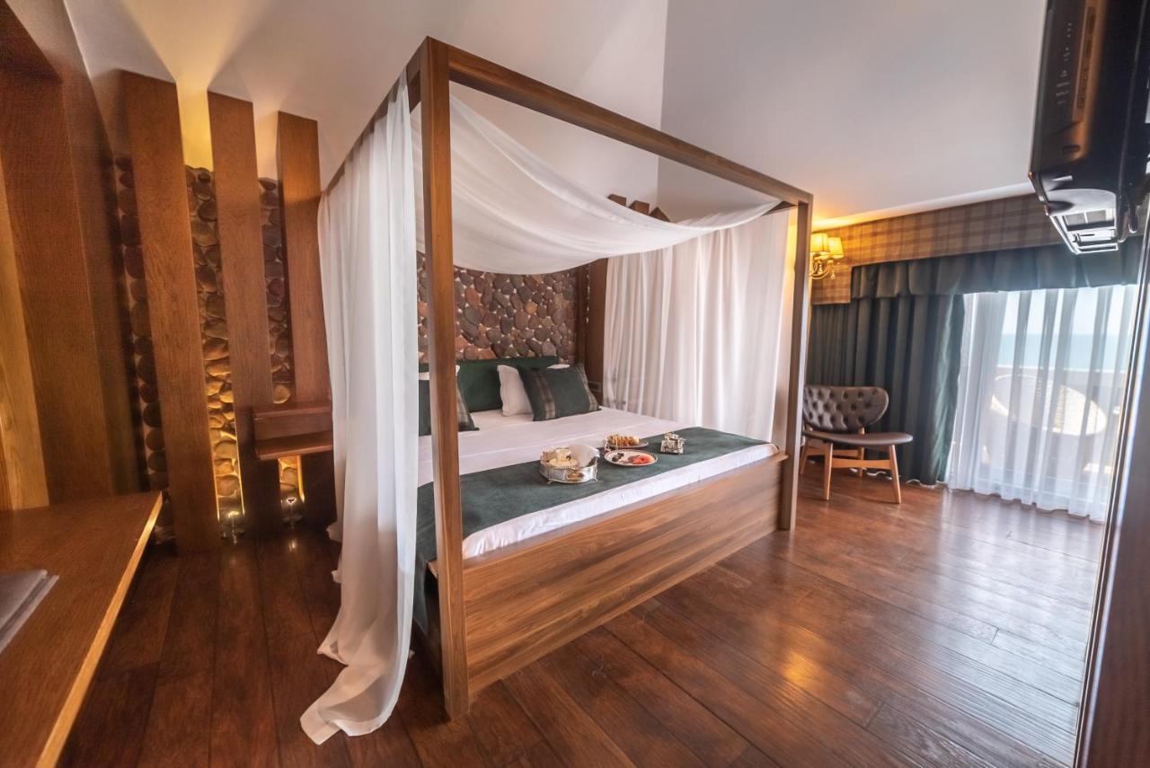 Atik Hotel 4*
