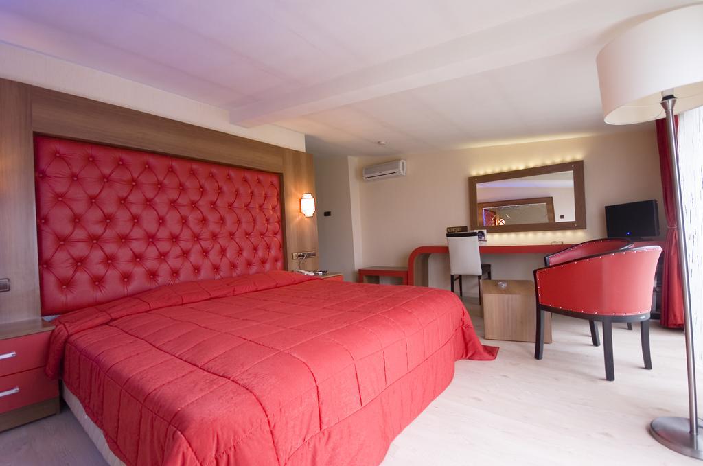 Grand Hotel