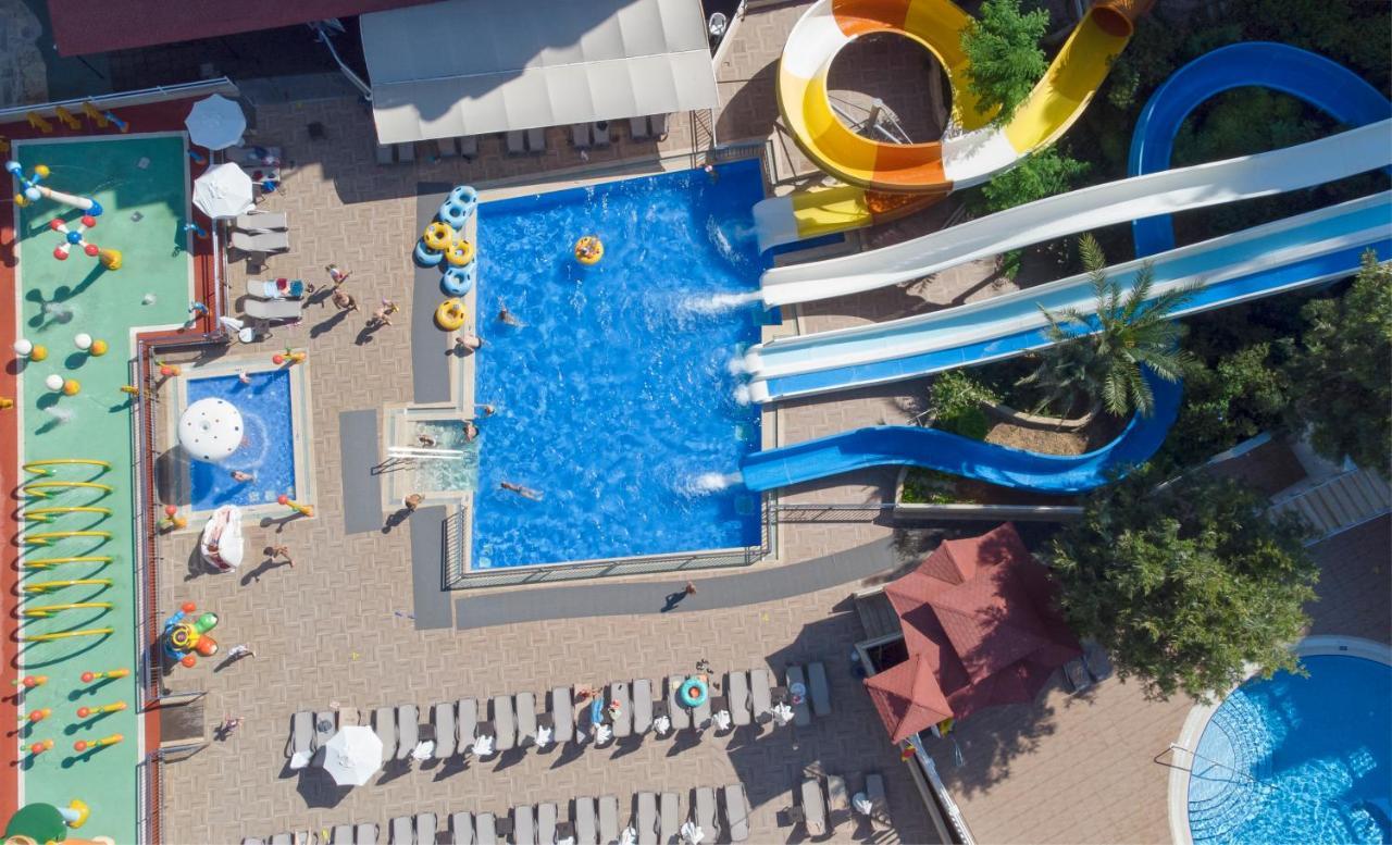 Club Paradiso & Hotel 5*