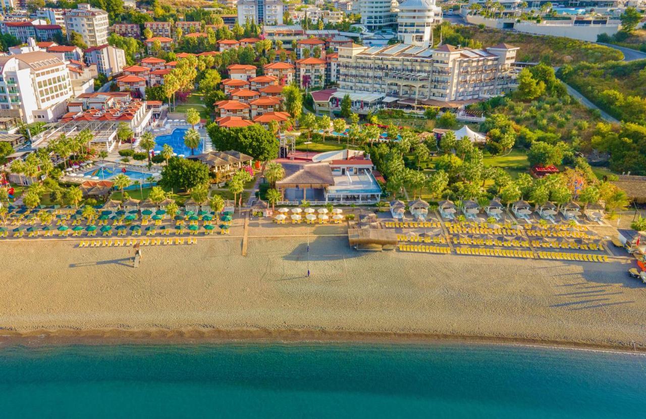 Justiniano Club Resort Okurcalar
