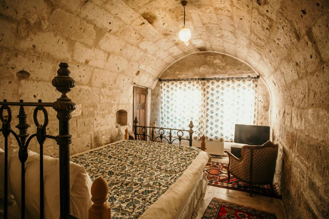Hotel Village Cave House 2*