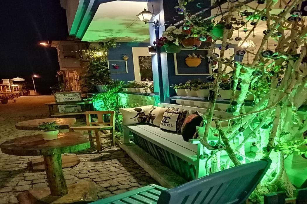 Beyaz Ev Guest house