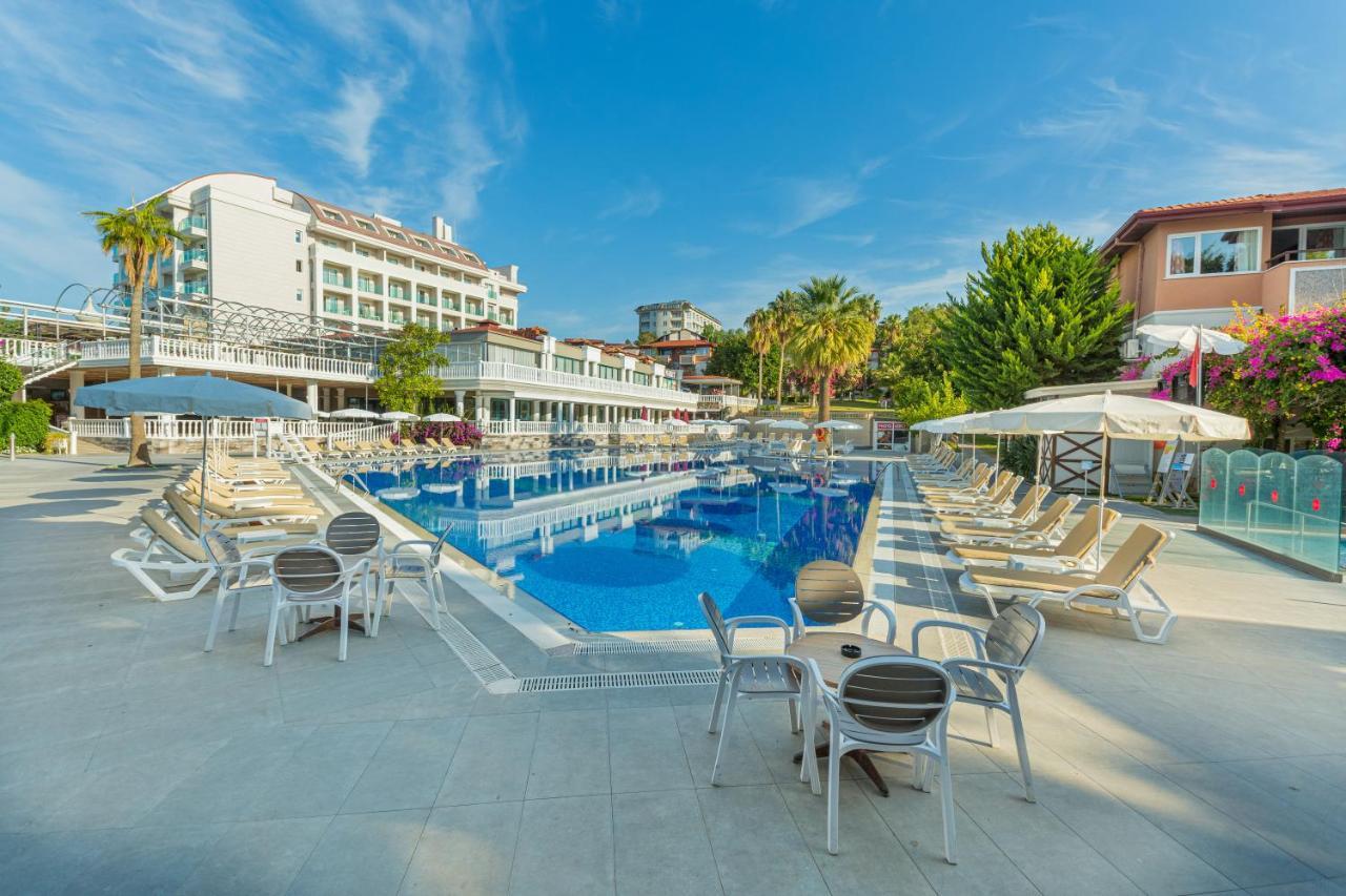 Justiniano Club 4*