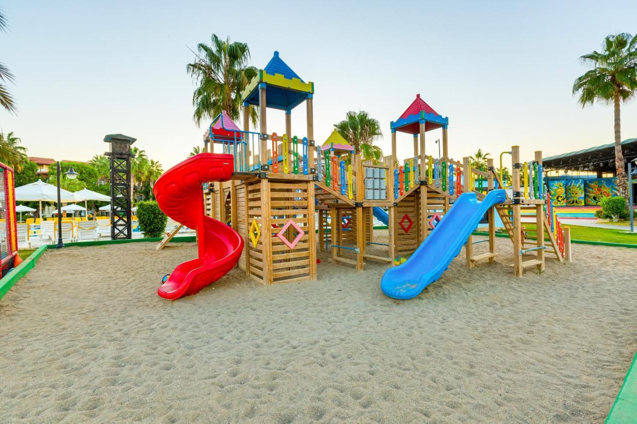 Justiniano Club Park Conti Okurcalar