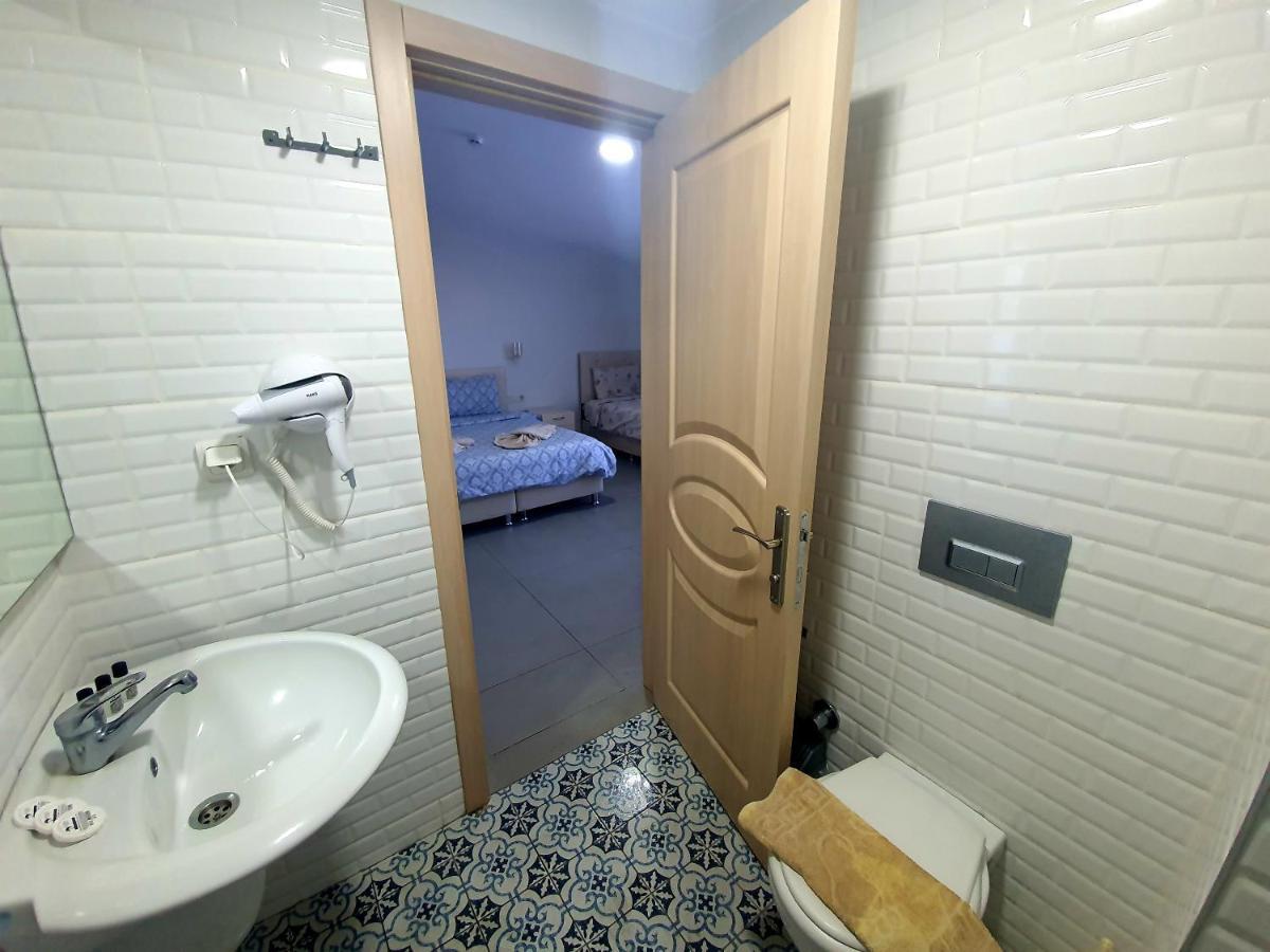 Ressa Apartment