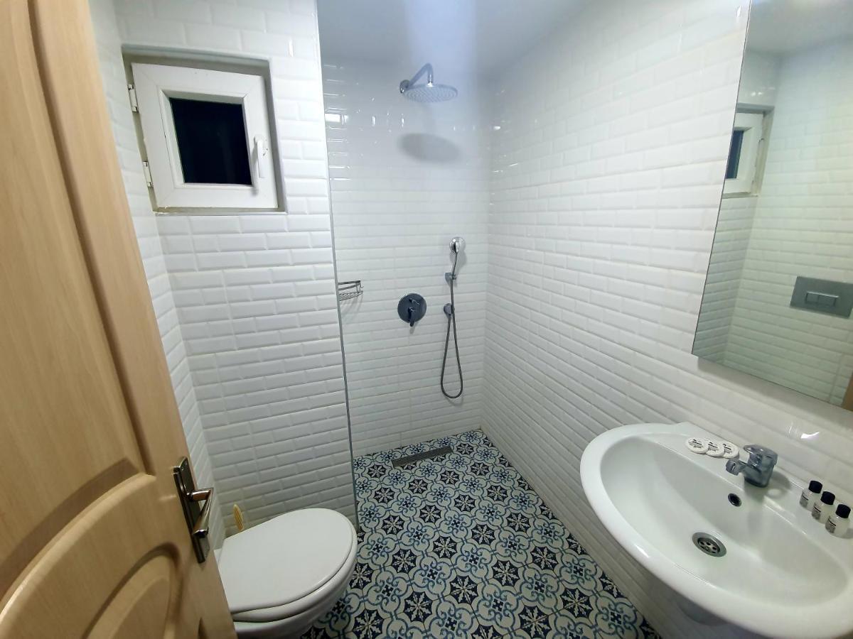 Ressa Apartment