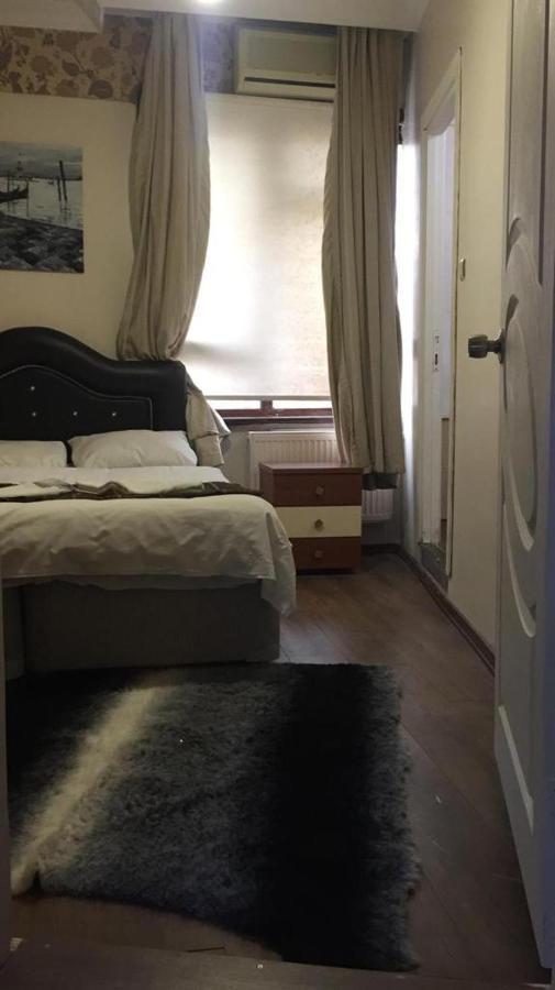 Divan Wooden Istanbul