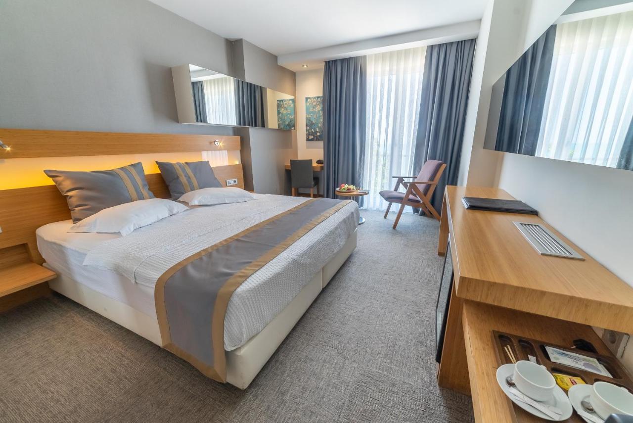 Hotel Atik Unye