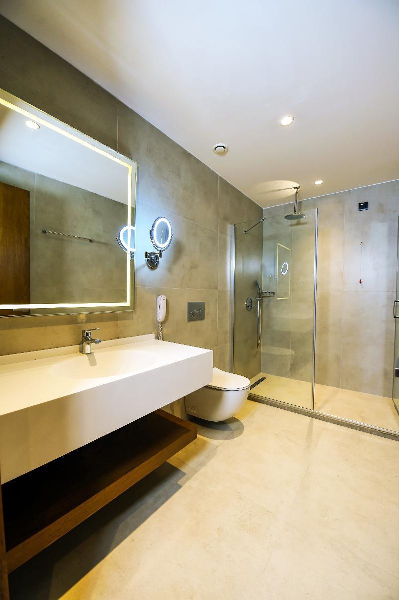 Cher & Taksim Hotel