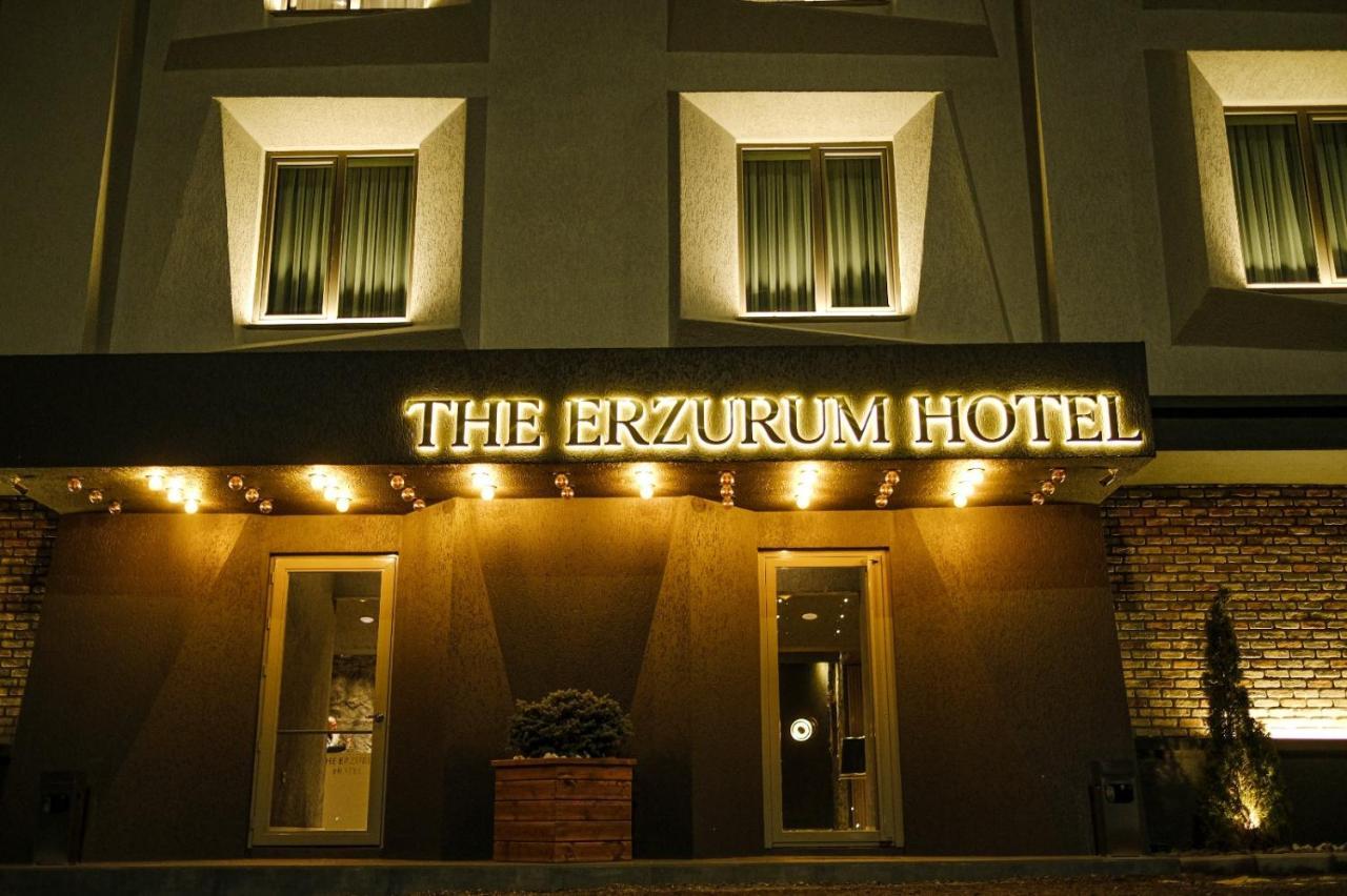 Hotel The