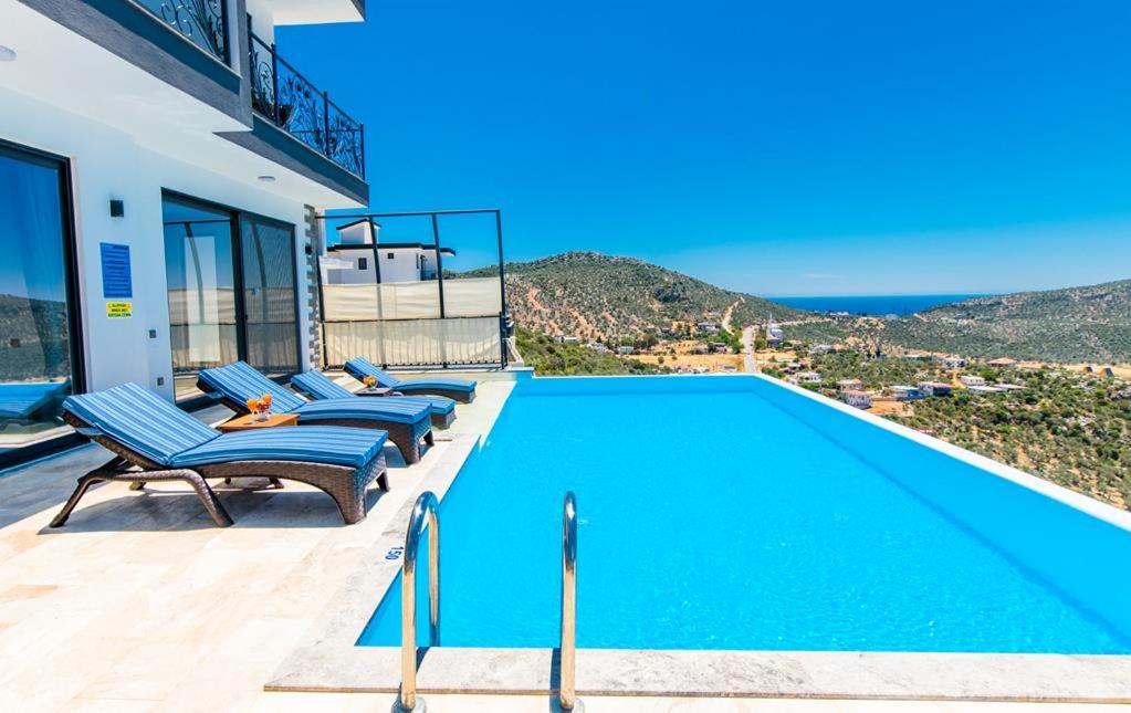 Pelit Kalkan