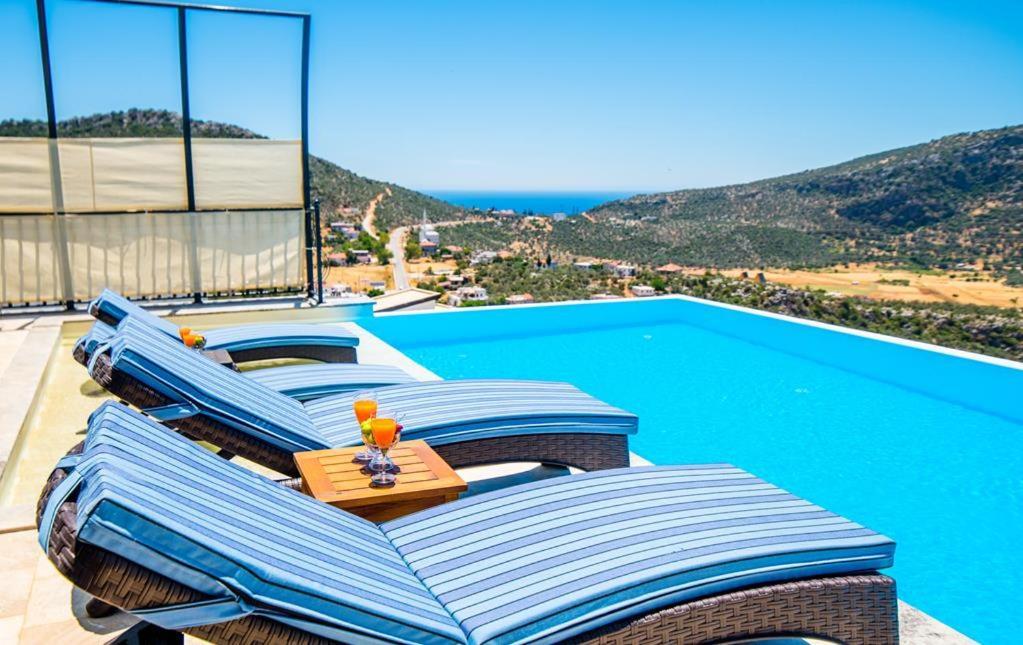 Pelit Villa *