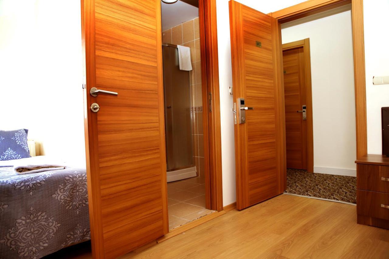 Miletus Hotel *