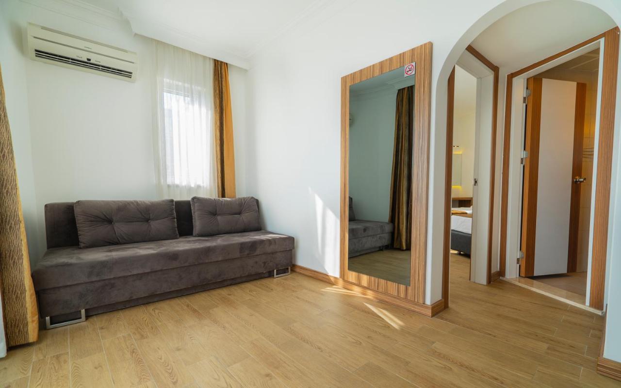 Kleopatra Celine 3* Alanya