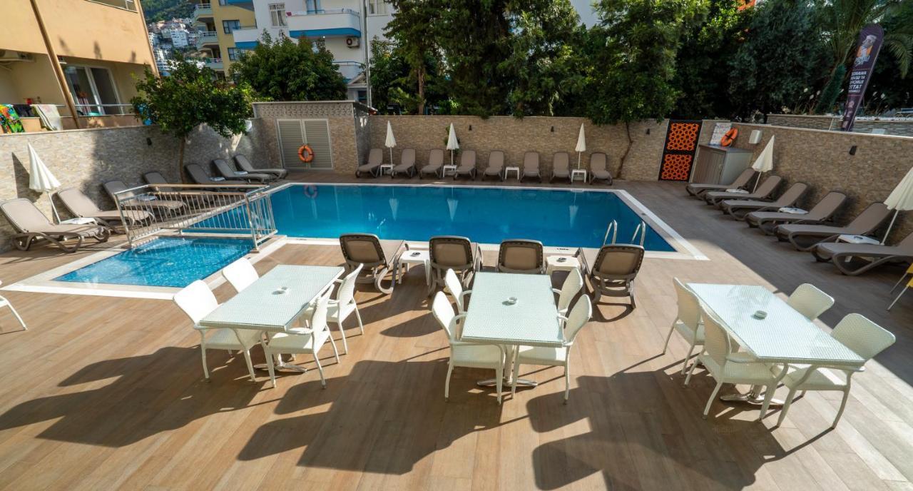 Kleopatra Celine Hotel Alanya