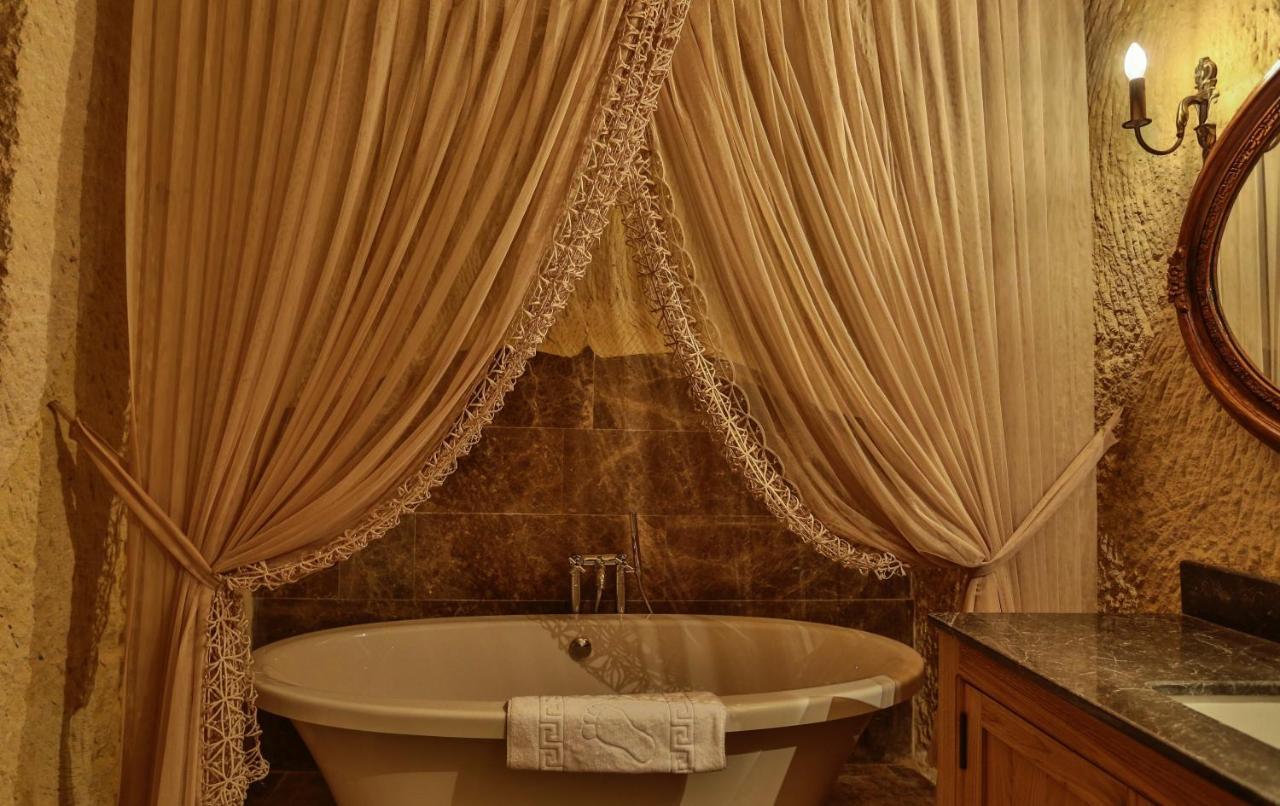 Acropolis Cave Hotel 4*