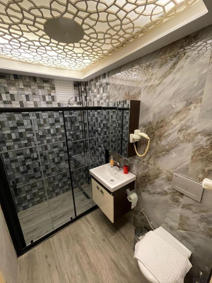 Hotel Optimist 3*