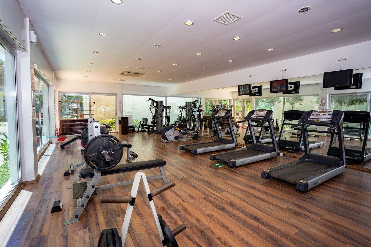 Latanya Park 4*