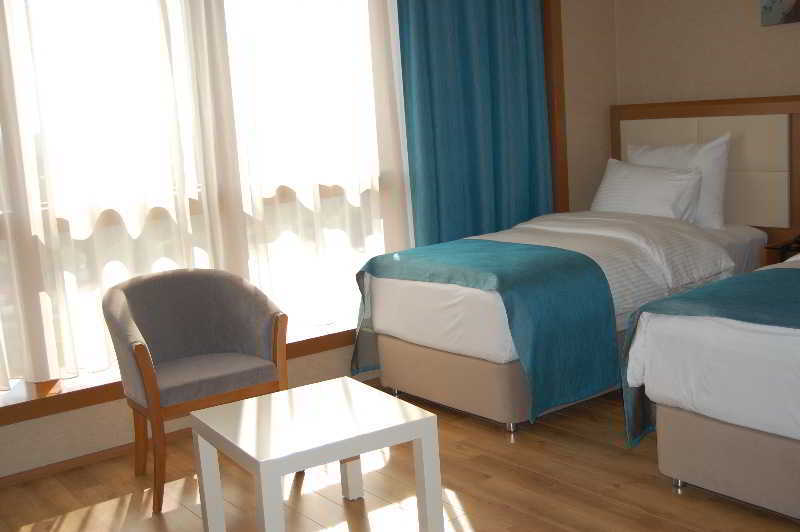 Hilton Garden Kocaeli Sekerpinar Hotel