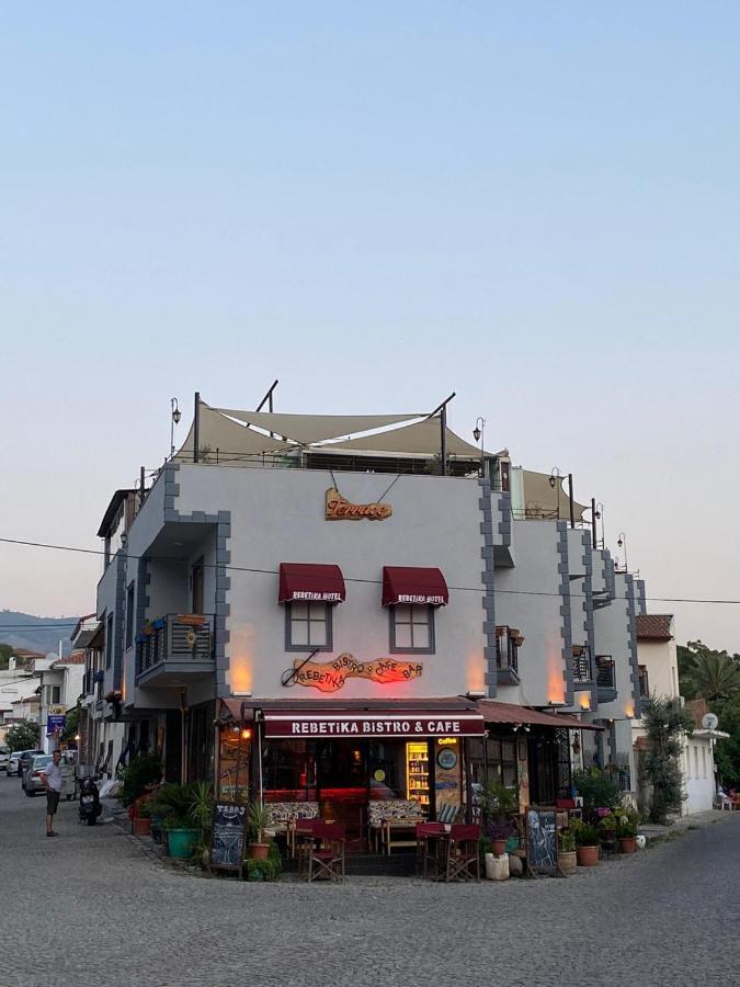 Rebetika & Bistro