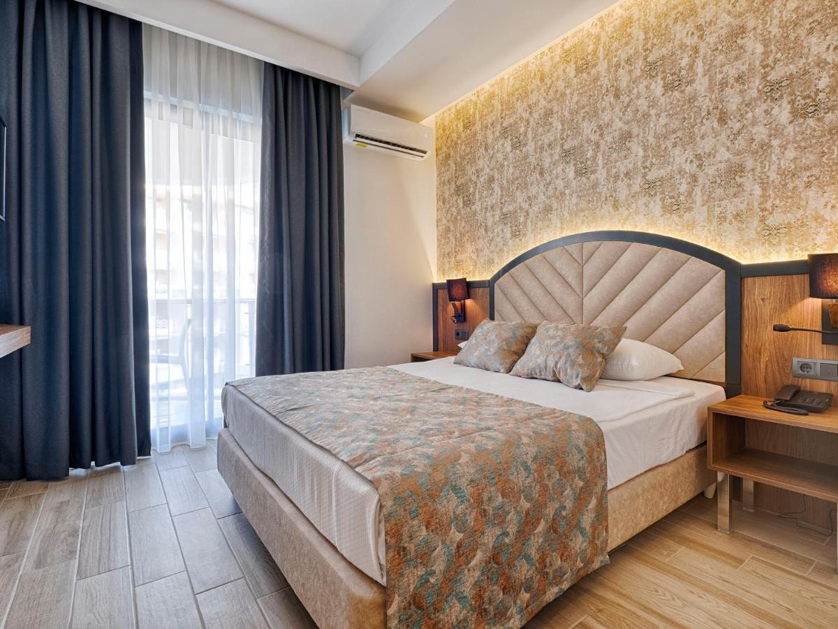 Aparthotel Grand Uysal &