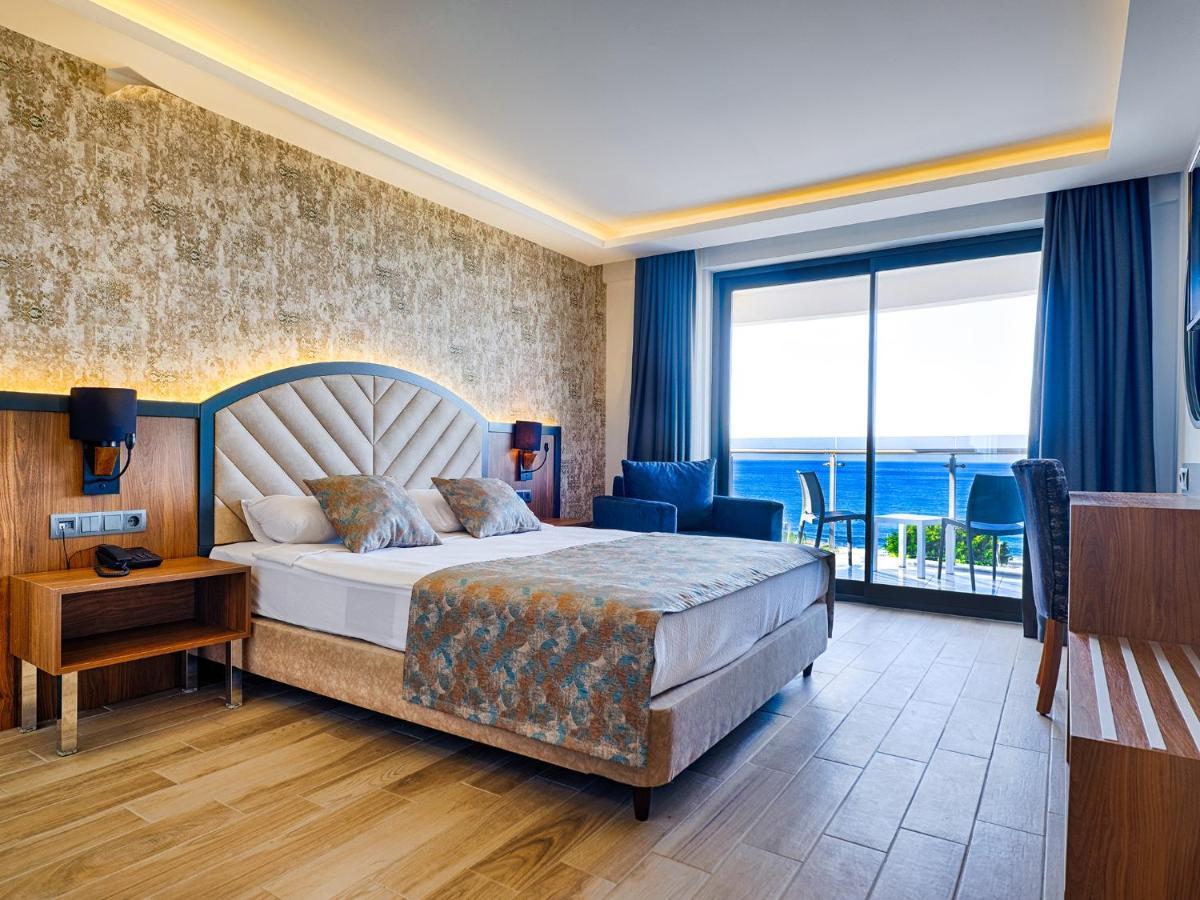 Aparthotel Grand Uysal & 3*